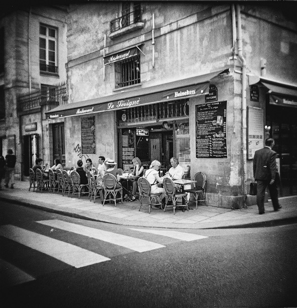 Paris Street Scene